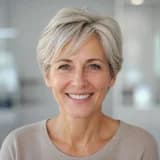 A person representing a Veora Group principle